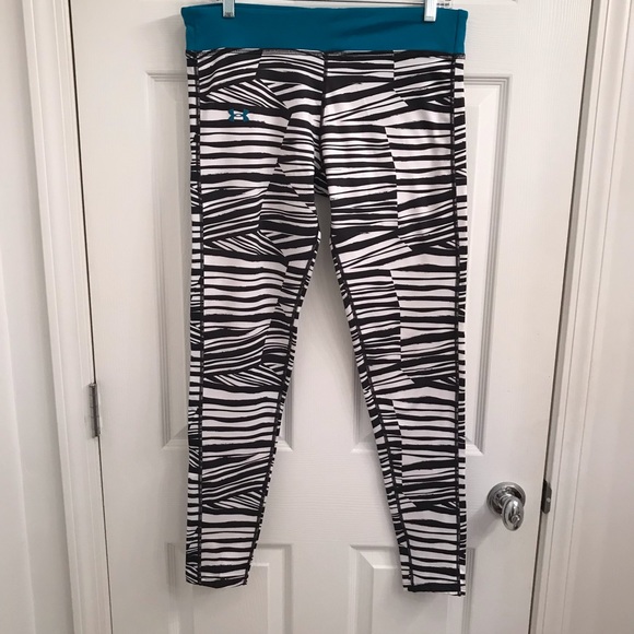 Under Armour Pants - NWT UNDER ARMOUR UA Fitted Cold Gear Leggings Large